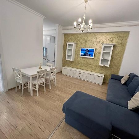 Solid Residence Mamaia Extérieur photo