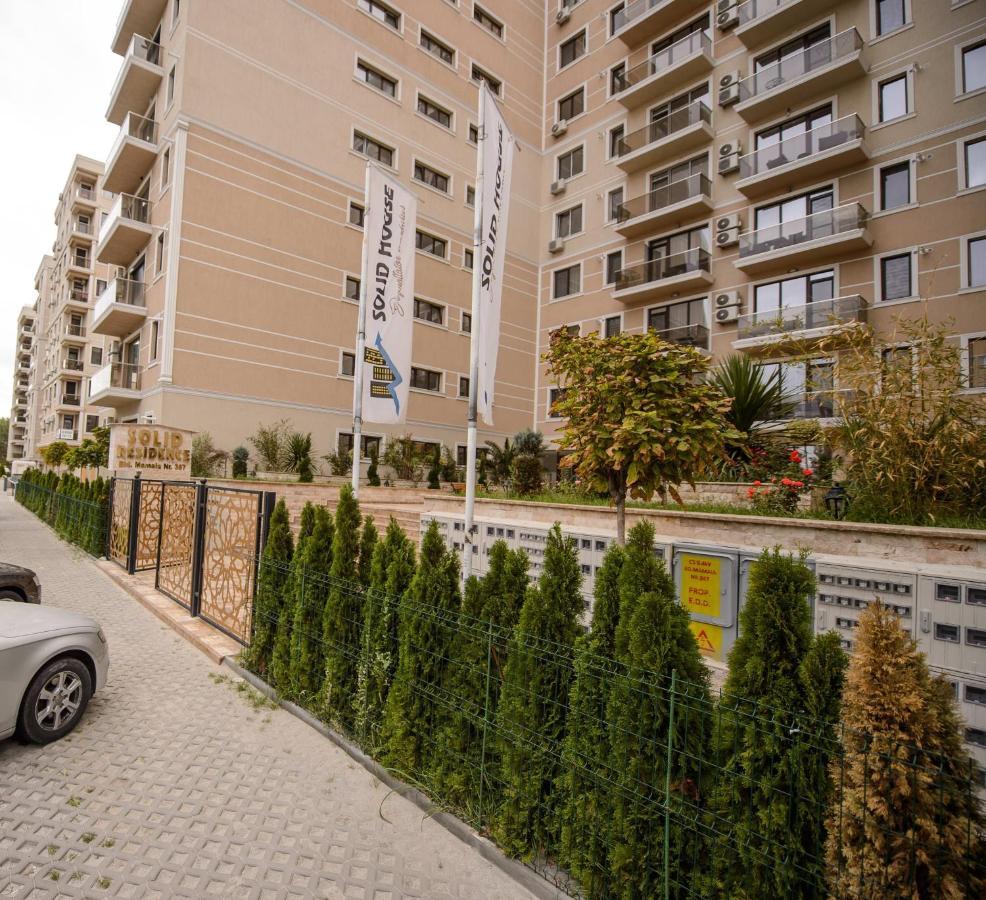 Solid Residence Mamaia Extérieur photo