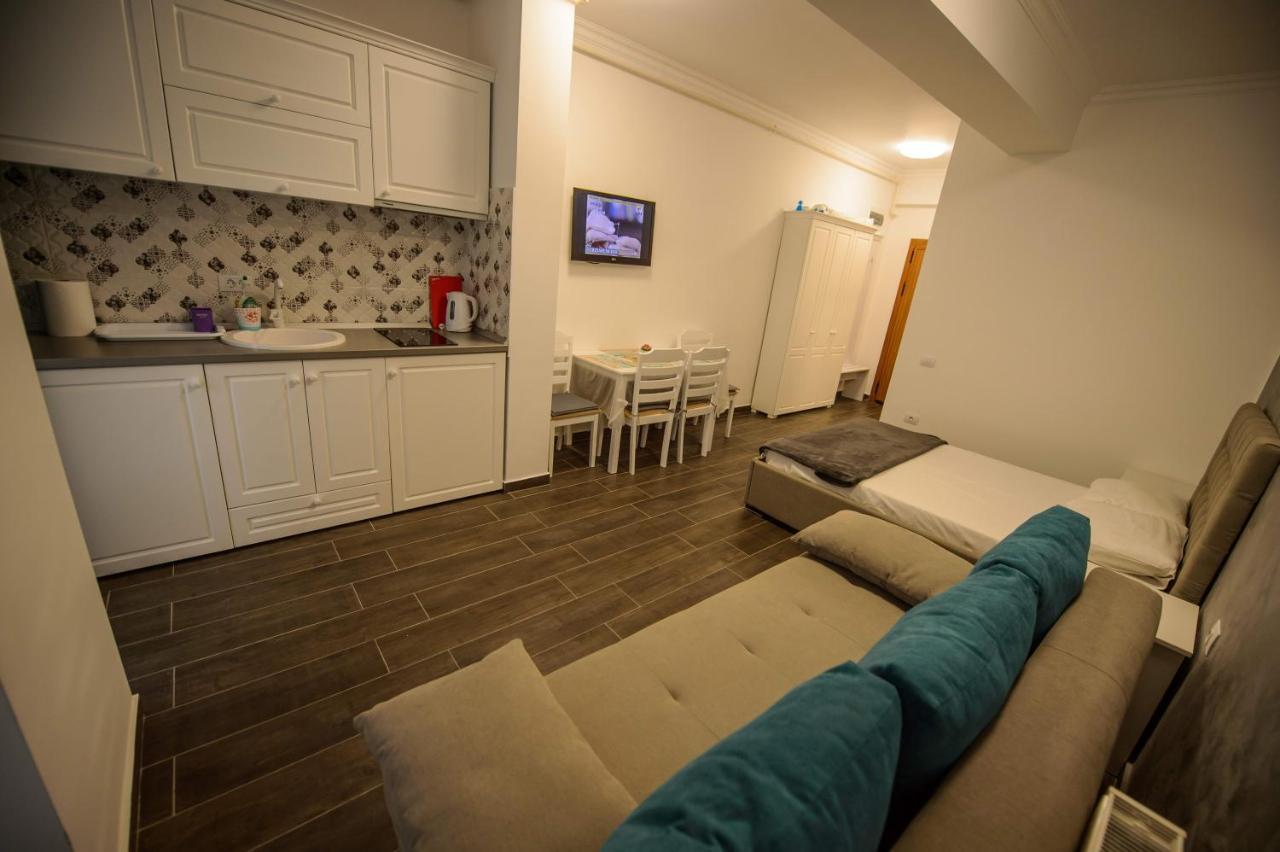 Solid Residence Mamaia Extérieur photo