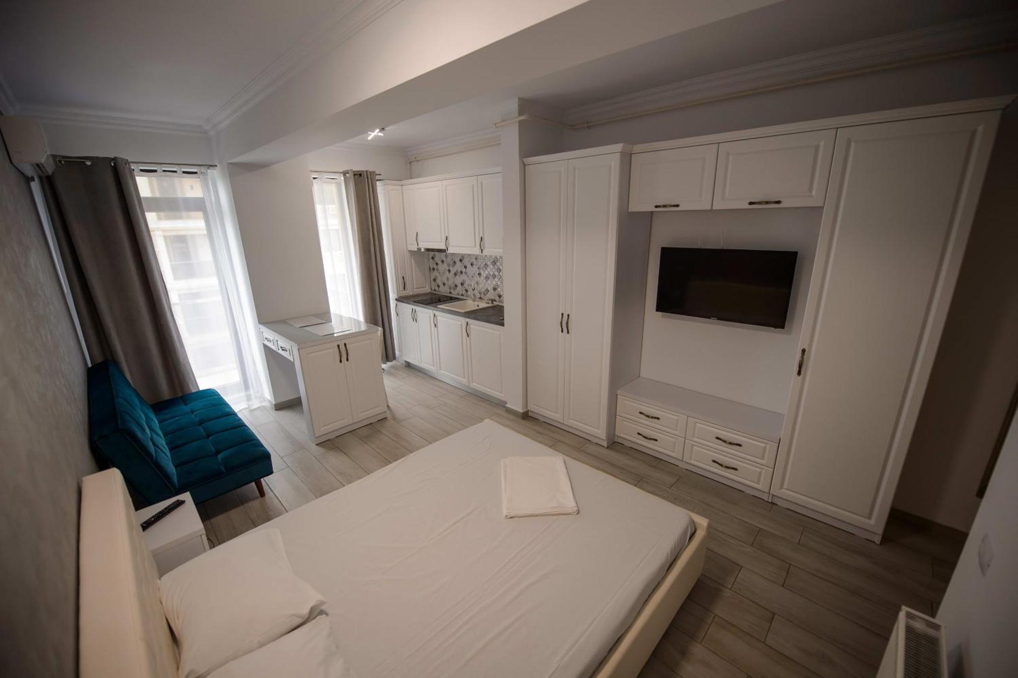 Solid Residence Mamaia Extérieur photo
