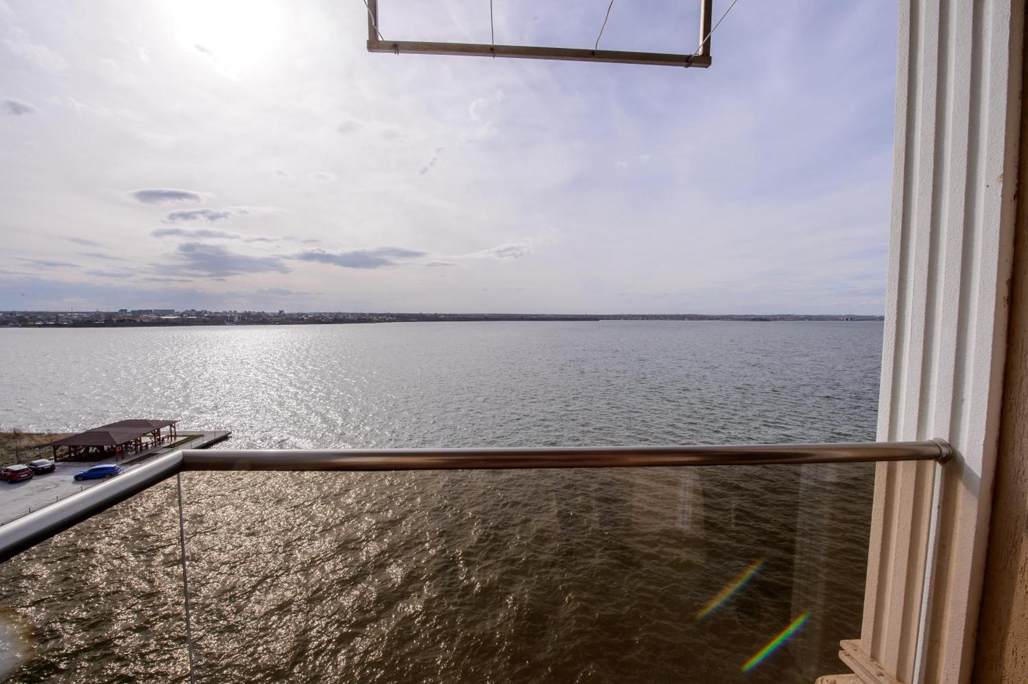 Solid Residence Mamaia Extérieur photo